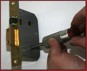 Stamford City Locksmith Stamford, CT 203-533-3124
